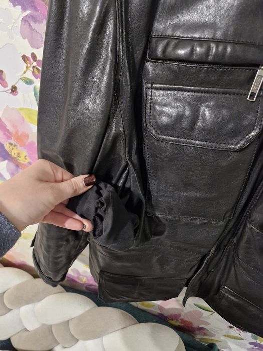 Чоловіча кожанка чорного кольору з карманами,мужская кожанка Чёрная