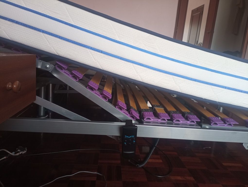 Cama de ferro solteiro