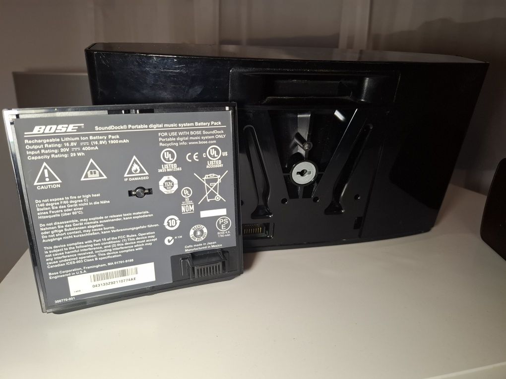 Колонка Bose sounddock Portable