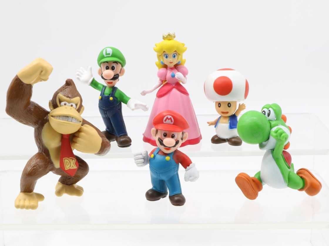 Figurki Super Mario Bros Luigi Toad Księżniczka Peach Smok