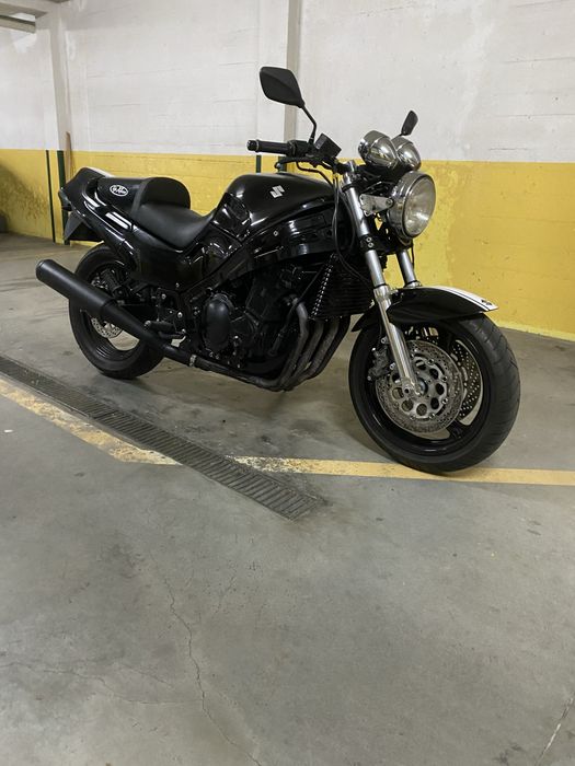 Suzuki GSX-F 1100 - cafe racer
