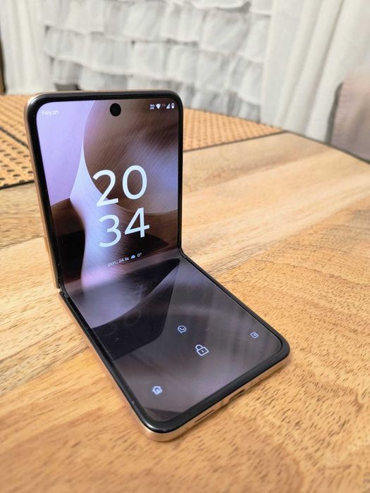 Motorola razr 60 ultra używana 5mcy