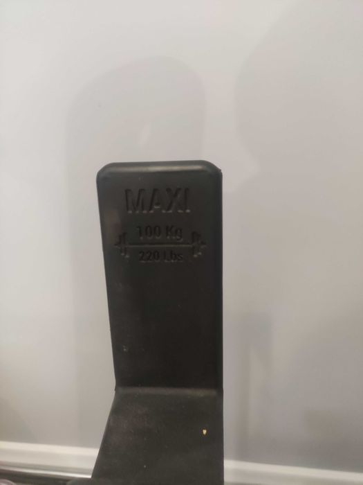 Ławeczka do ćwiczeń zestaw ciężary sztangi hantle