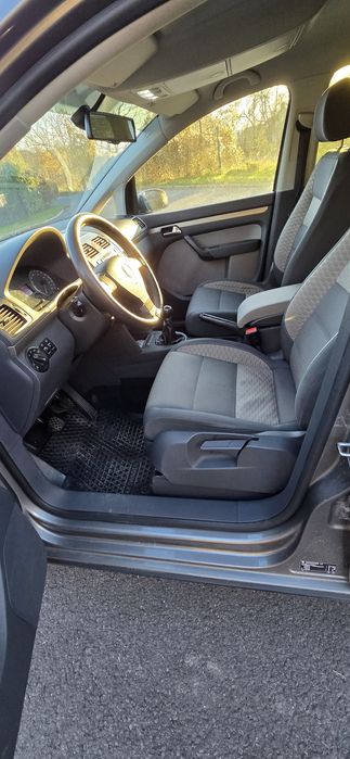 Vw Touran Cross 1.9 TDI  2008 6 Biegów