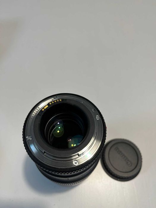 Obiektyw Canon EF 100 mm f/2.8 L IS USM Macro – stan dobry, komplet