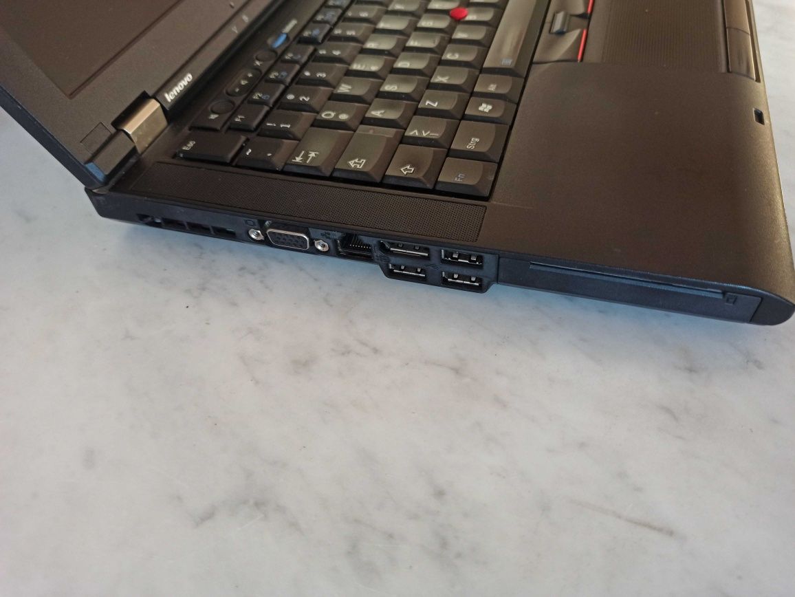 Laptop Lenovo T410 mało używany