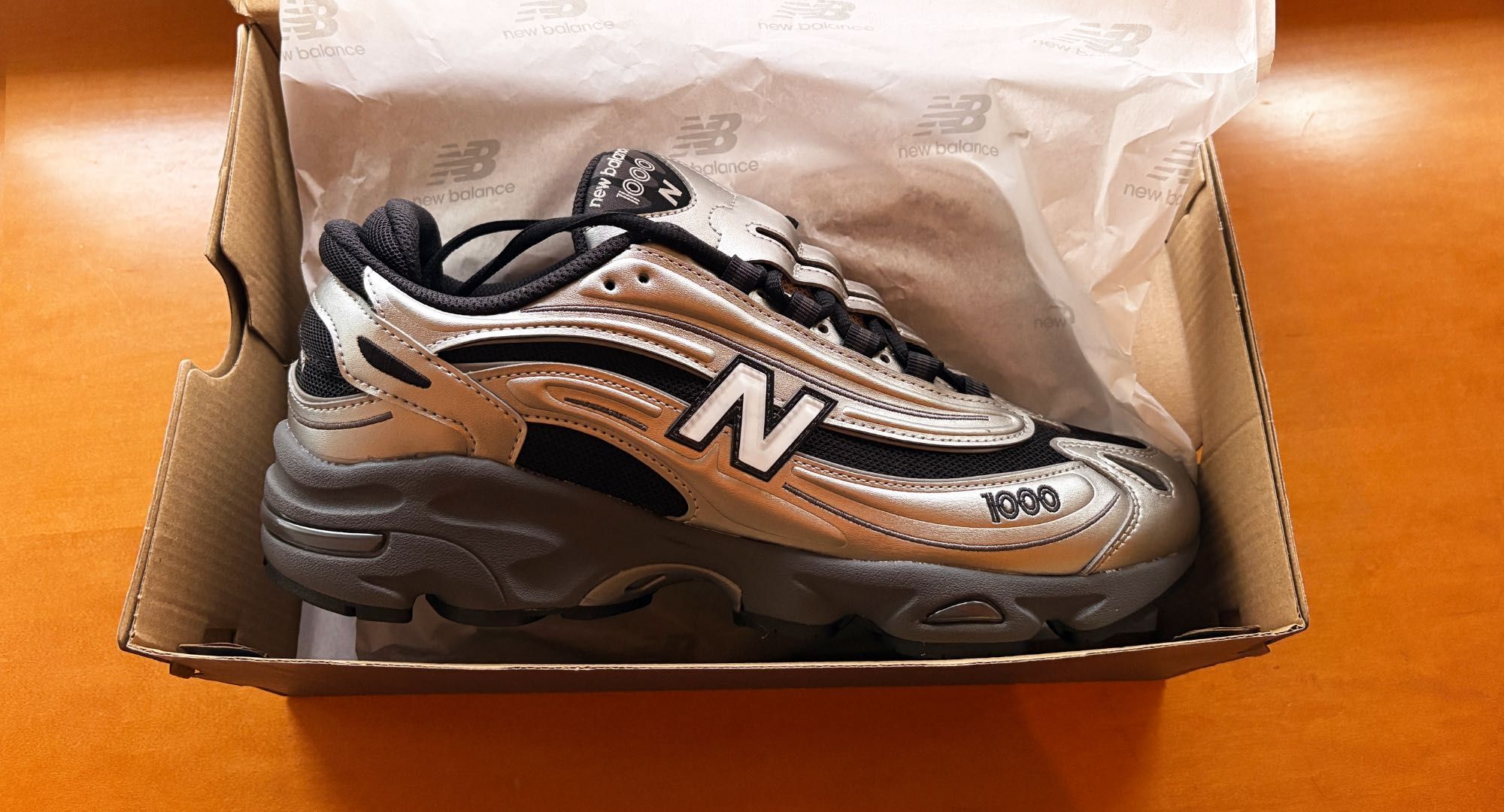 Sapatilhas New Balance 1000 (nº 44,5) - NOVAS!
