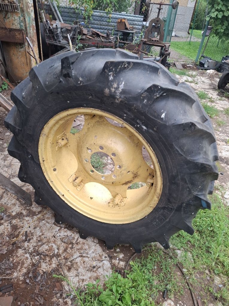 Opony z felgami 16.9 28 Zetor Ursus