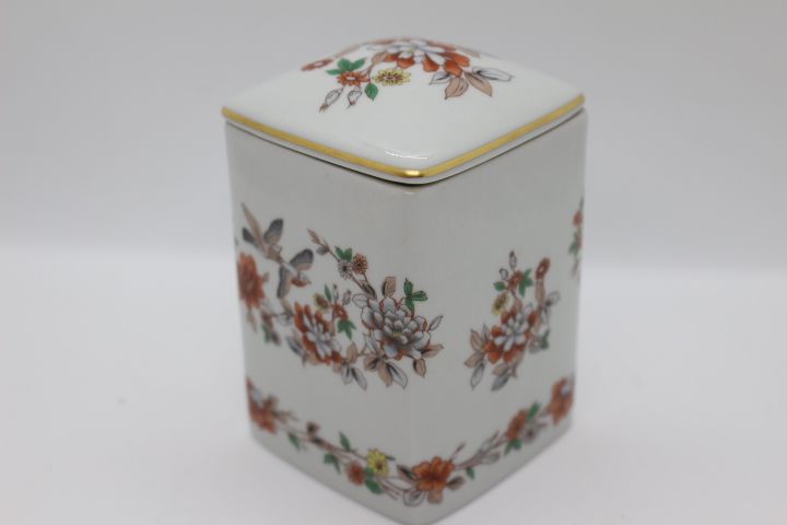 Caixa Oriental 11 cm Magnólia Vista Alegre 1992
