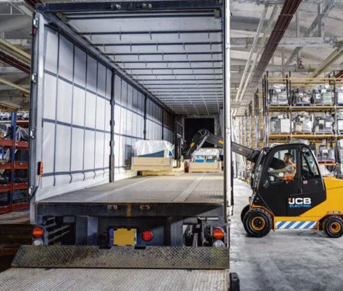 Wózek WIDŁOWY Teleskopowy JCB