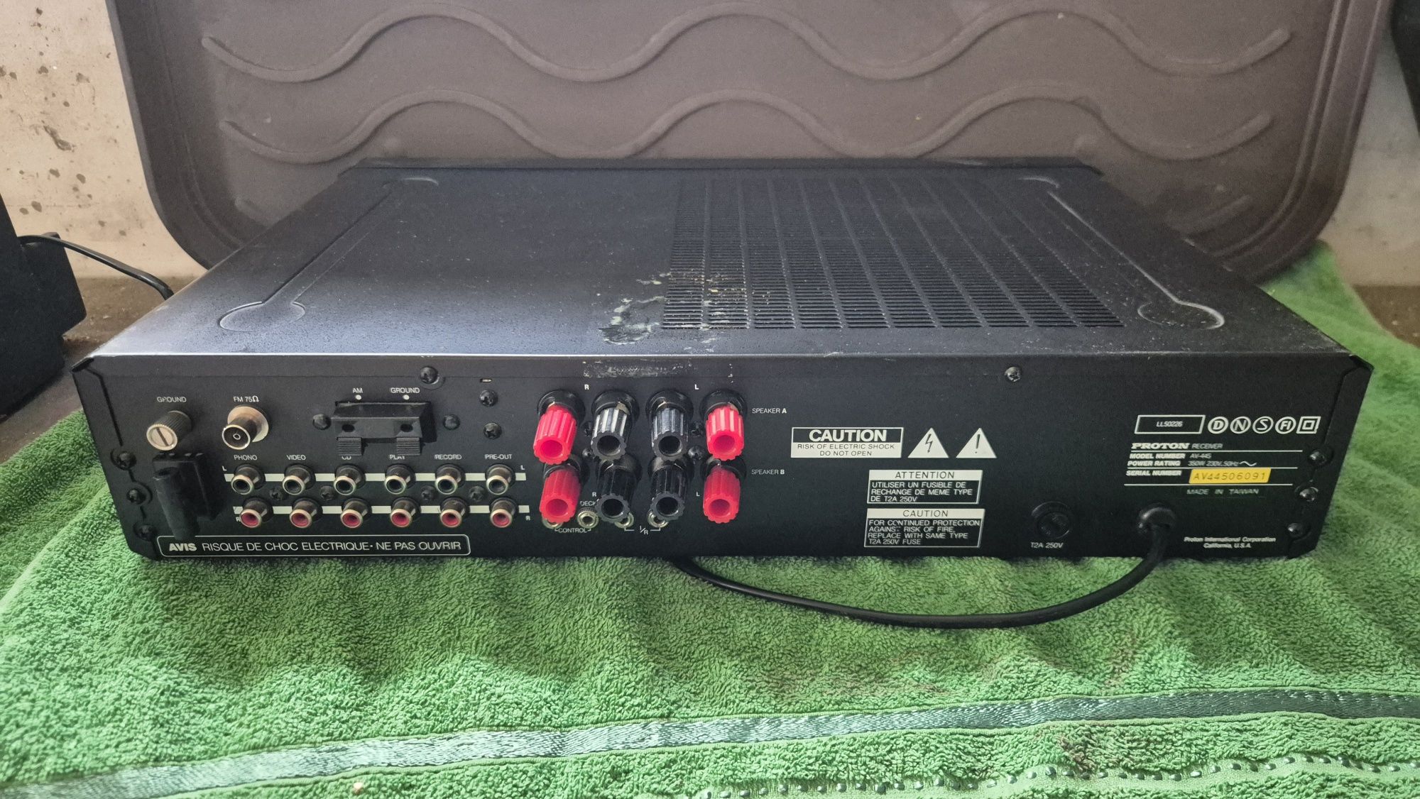 Wzmacniacz Amplituner PROTON AV-445