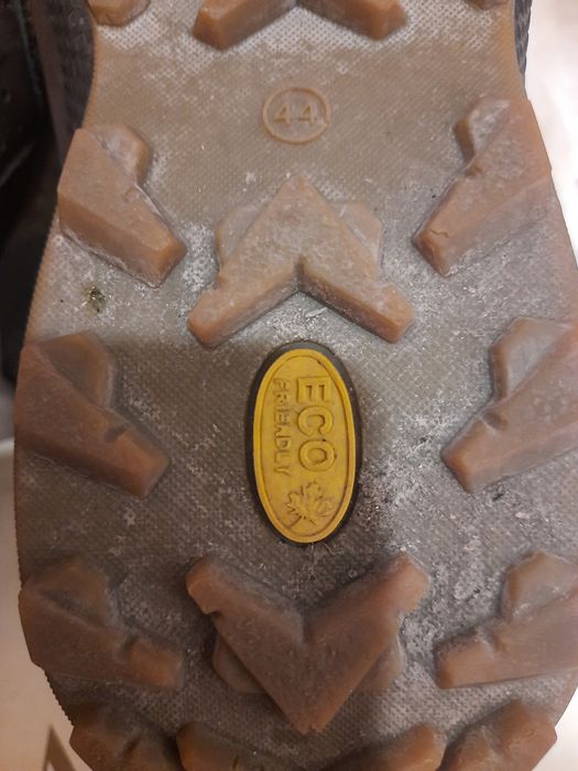 Продам мужские туфли 44рр