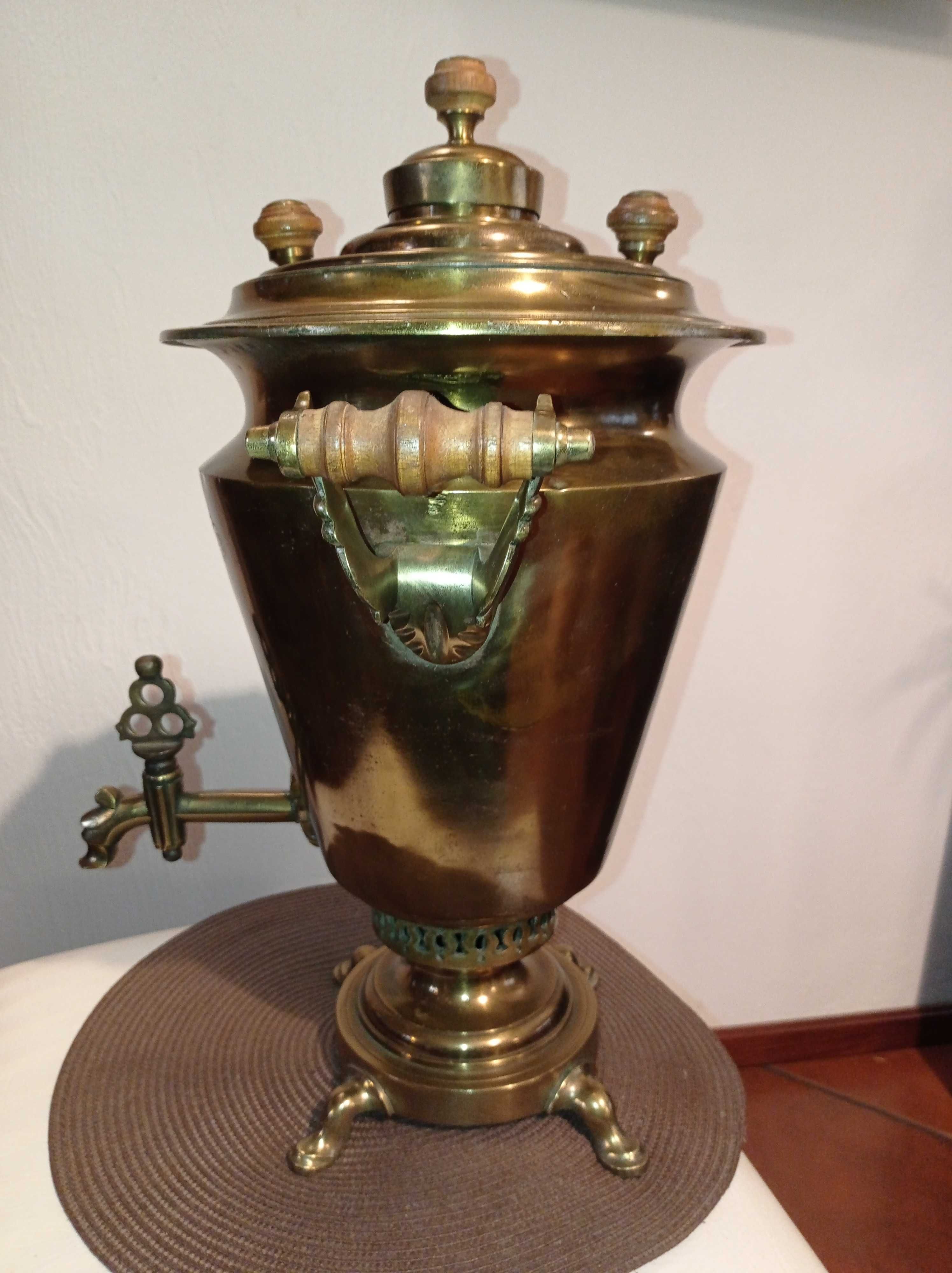 Stary  mosiężny samowar ,,TUŁA ,,  z 1906 roku  -  Bataszew