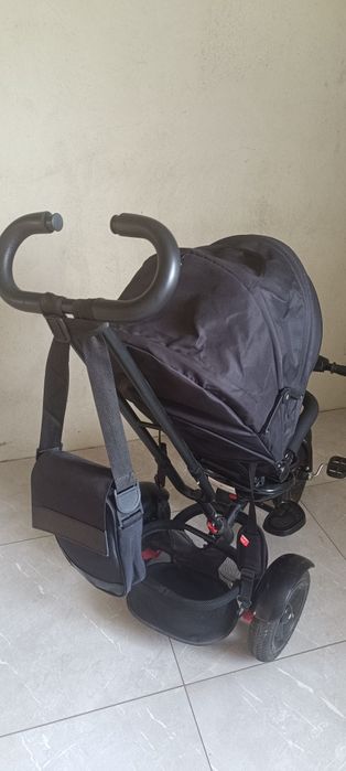 Дитячий  трьохколісний велосипед