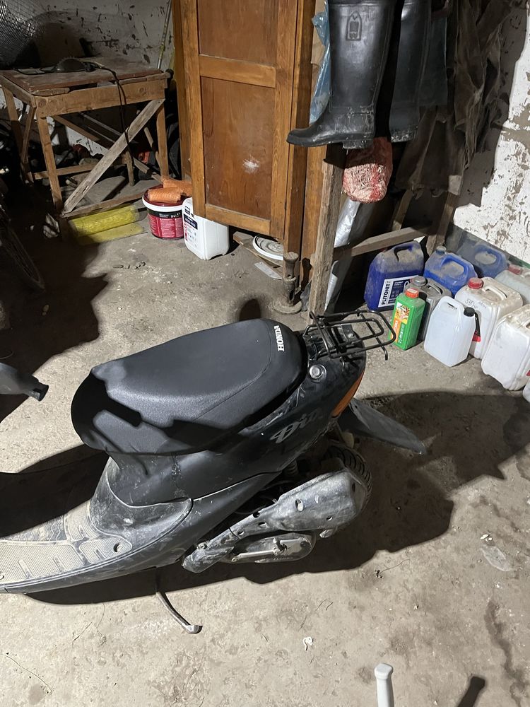 Продам скутер honda dio Af-34