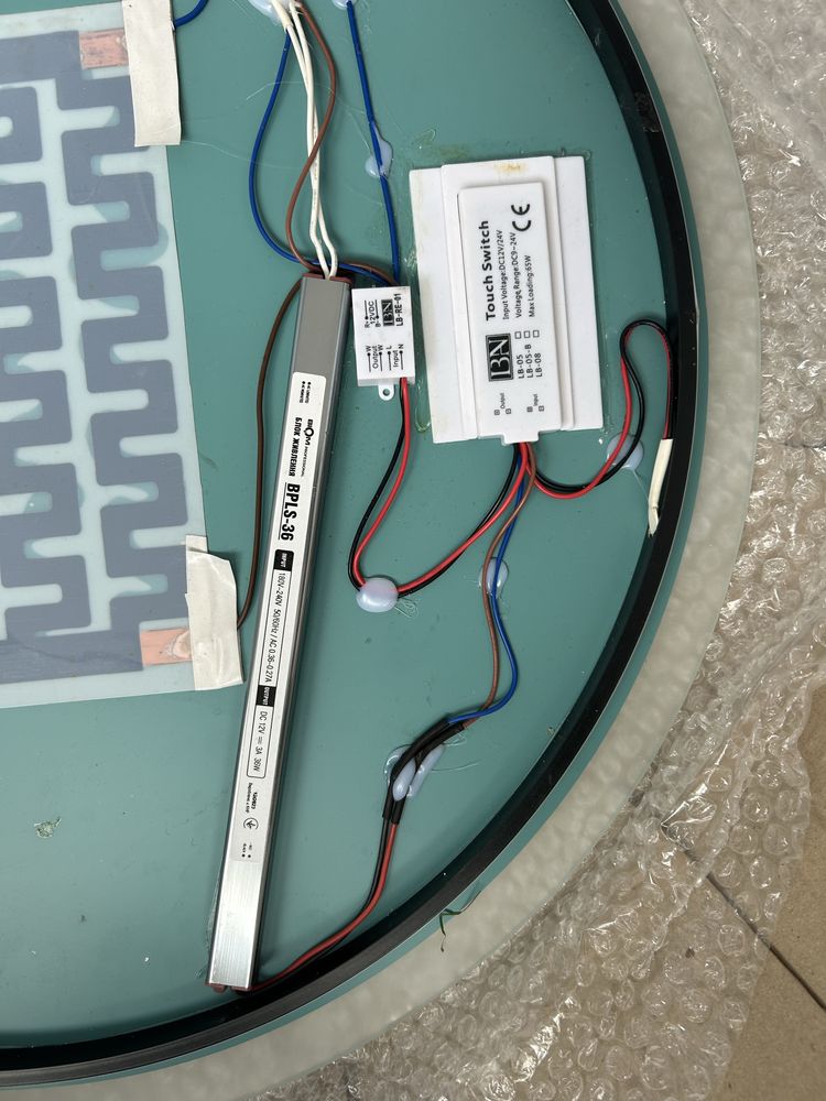 Дзеркало TORINA з LED-підсвіткою 60х60 + сенсорне керування + підігрів