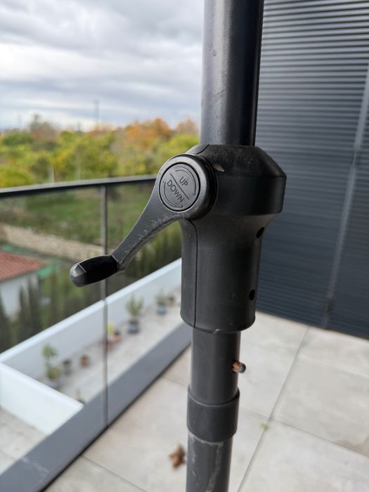 Chapéu de Sol para Jardim e base em pedra de 30kg