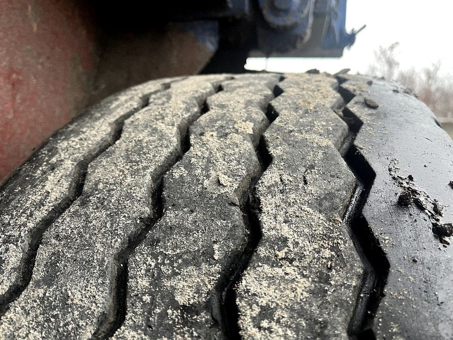 Напівпричіп самоскид, полуприцеп самосвал