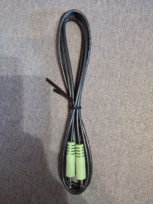 Кабель mini jack 3.5-3,5 мм аудіокабель