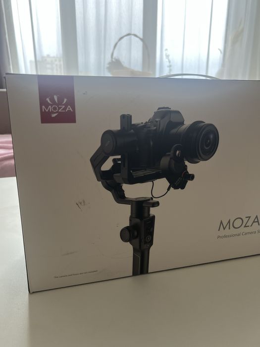 Стедікам , стабілізатор Moza Air 2