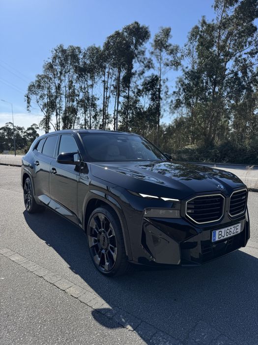 BMW XM 50E plug-in