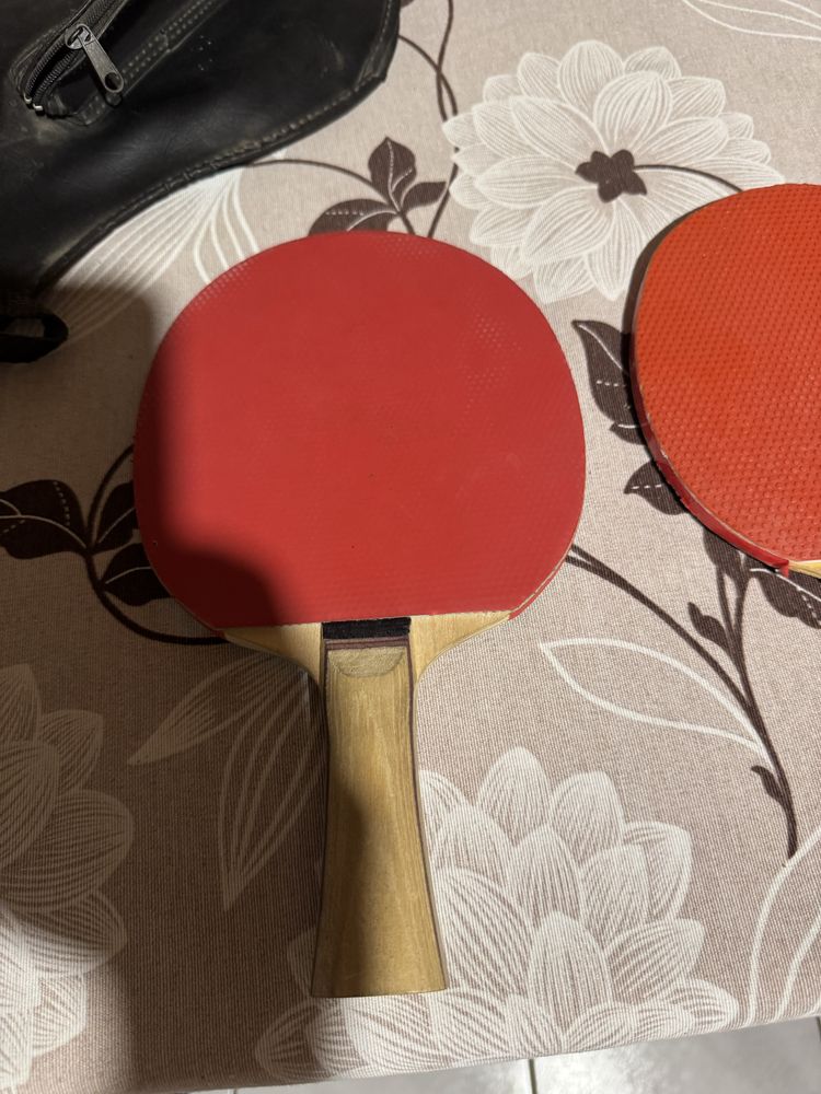 Pokrowiec + dwie paletki do pingponga, tenisa stołowego!