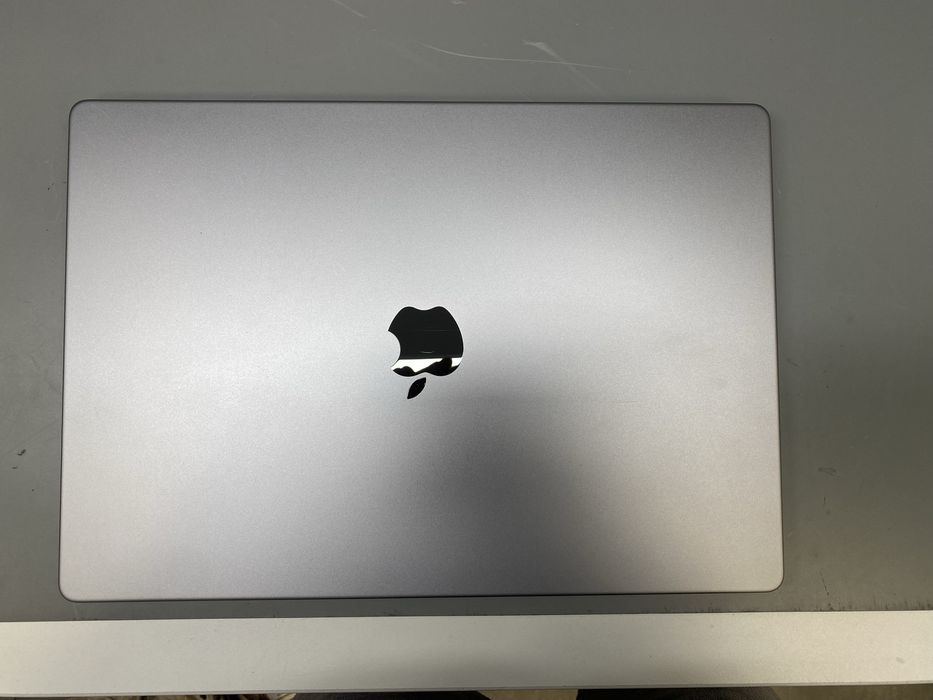 Macbook Pro 16” 2021року M1 Pro 32Gb / 1TB