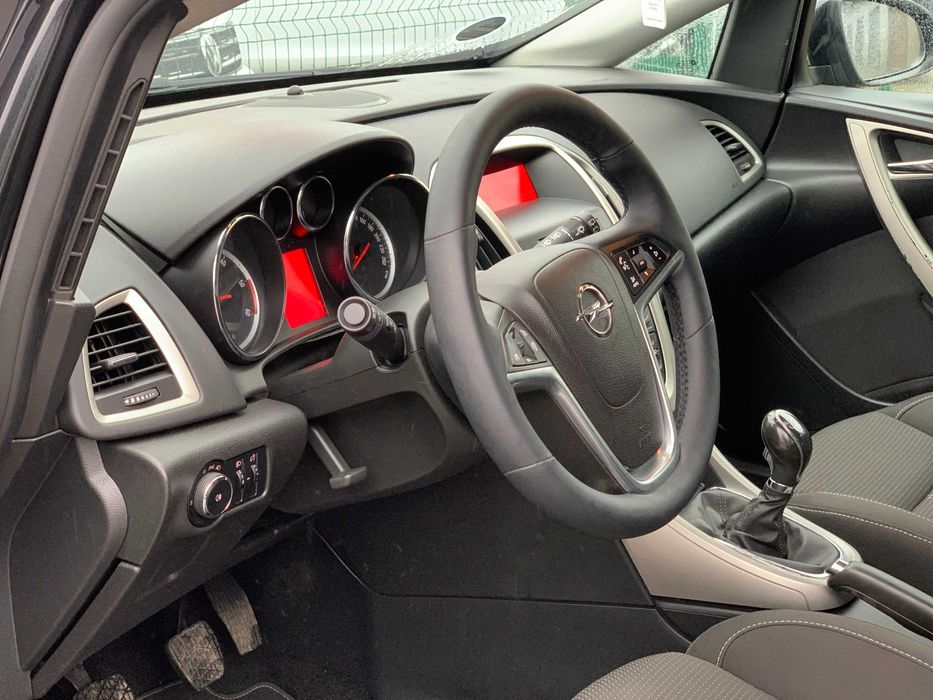 Opel Astra 2013 1.7 дизель