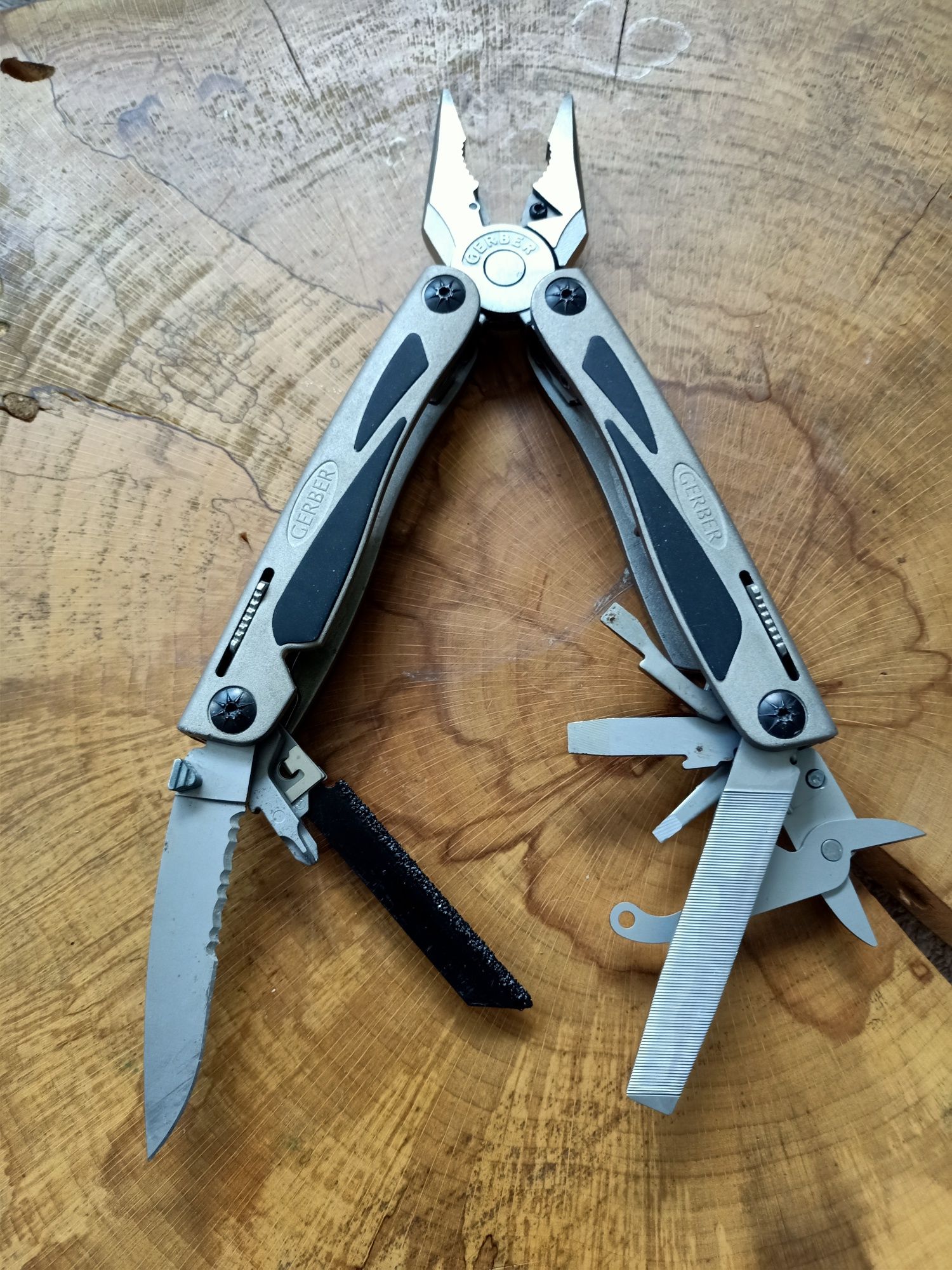 Multitool Gerber MP 800 Legend