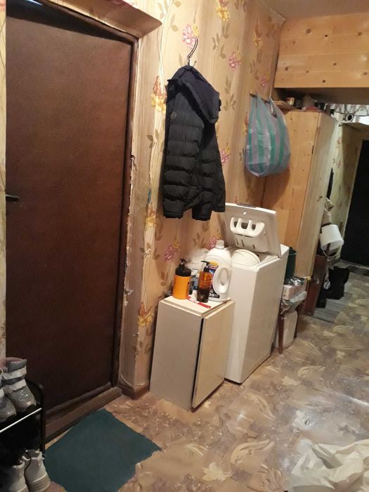 Продаж кімнати по вул. 1 Травня 171 з меблями і технікою