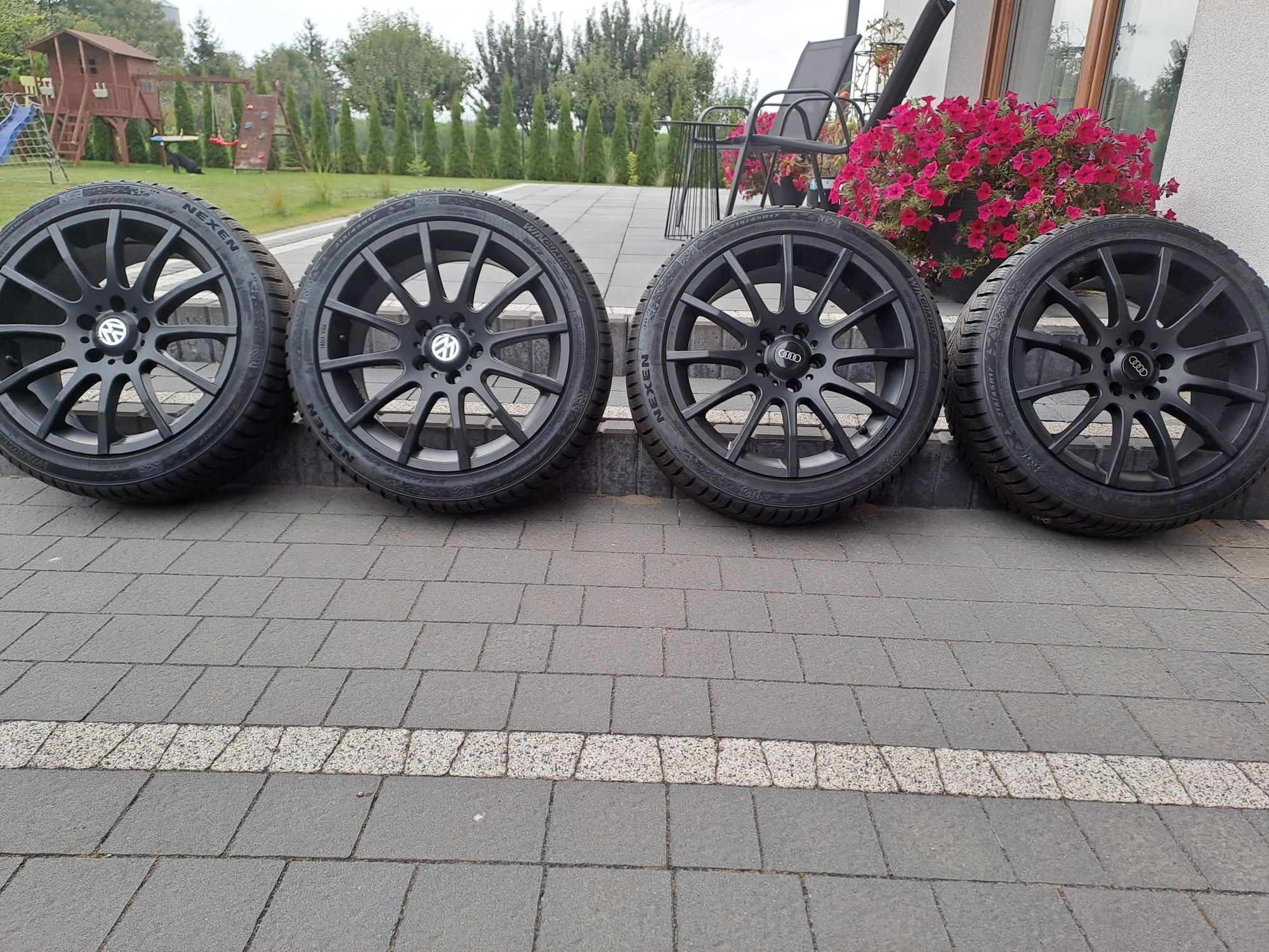 5x112 17,  roczne opony, alu, vw golf, audi, czarne