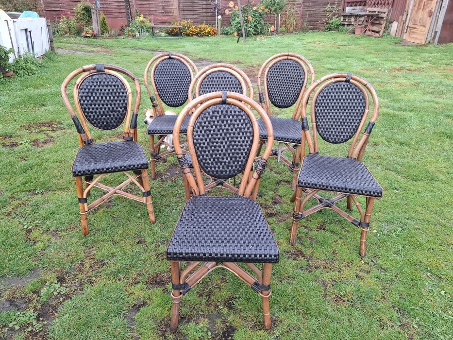 Krzesla 6 szt .  Cena za szt