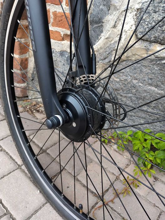 Kross Evado 3.0 z silnikiem i baterią Swytch GO++
