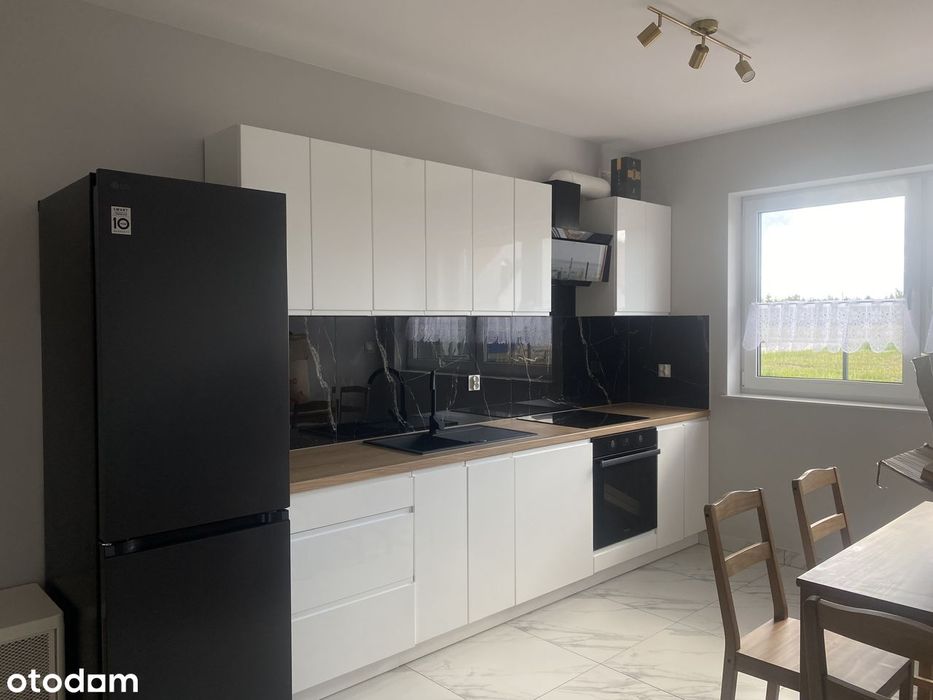 Mieszkanie  4 pokoje do wynajęcia Bielany Wrocławskie