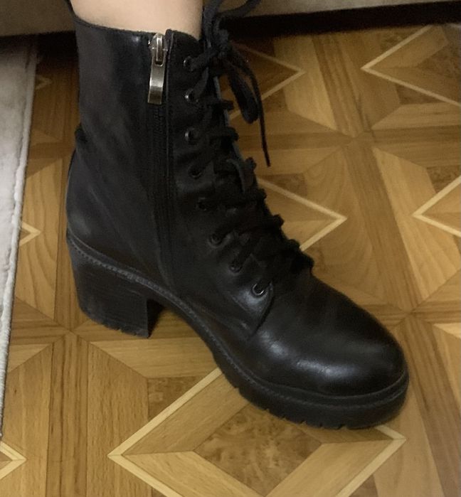 Шкіряні черевики на байці 39 р. ( 25,5 см)