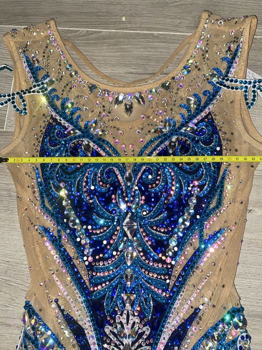 Strój dla gimmastyki artystycznej