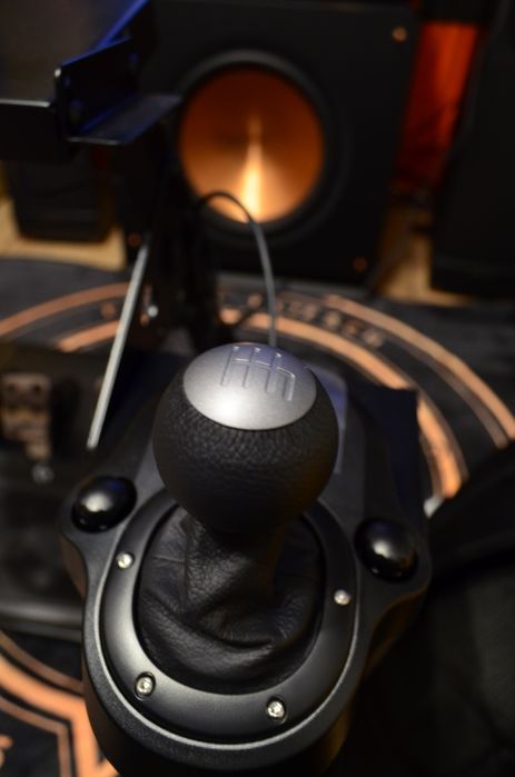 Kierownica Logitech G 923 + Shifter  + Stelaż  Vevor