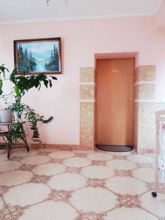 Продаж котеджу в самому серці Карпат. Яремче.