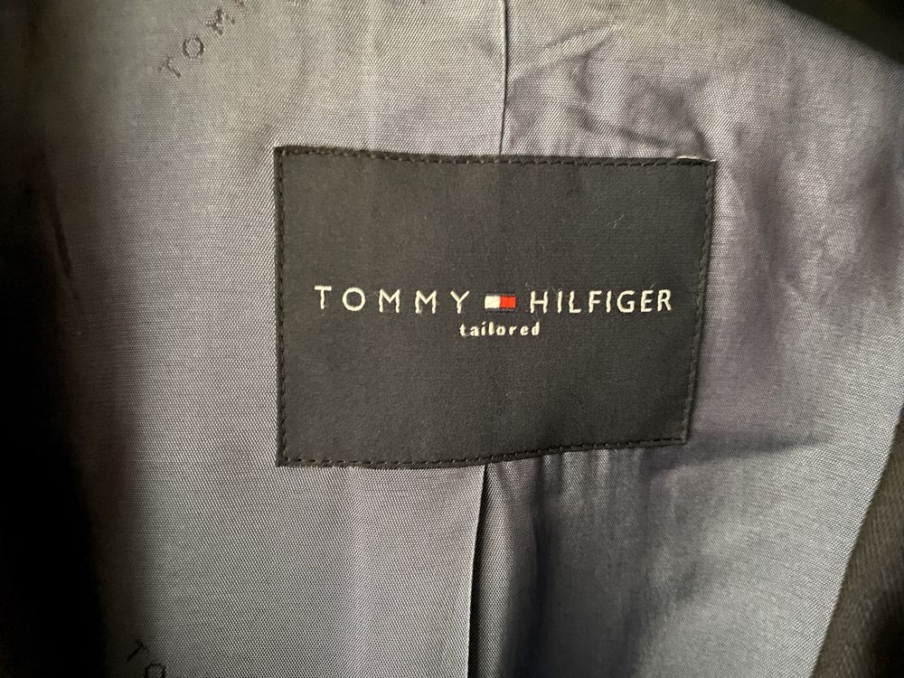 Костюм Tommy Hilfiger (пиджак+штаны)