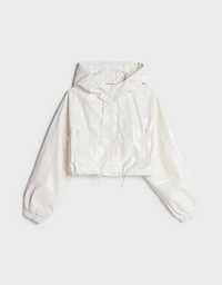 Casaco de vinil branco com hoodie Bershka - S