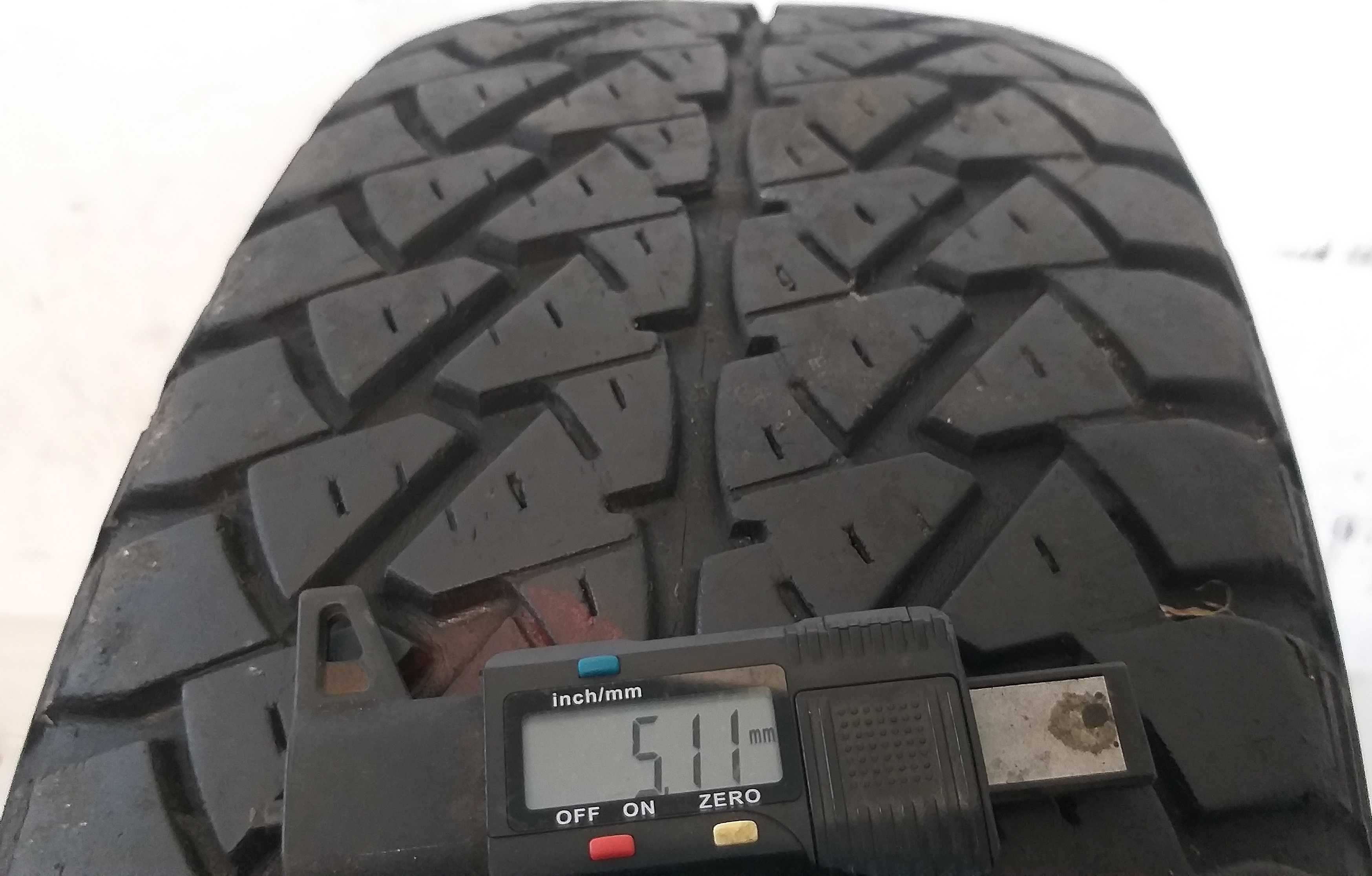 Szt2401M Sztuka 215/65R16 GoodYear Wrangler AT/R