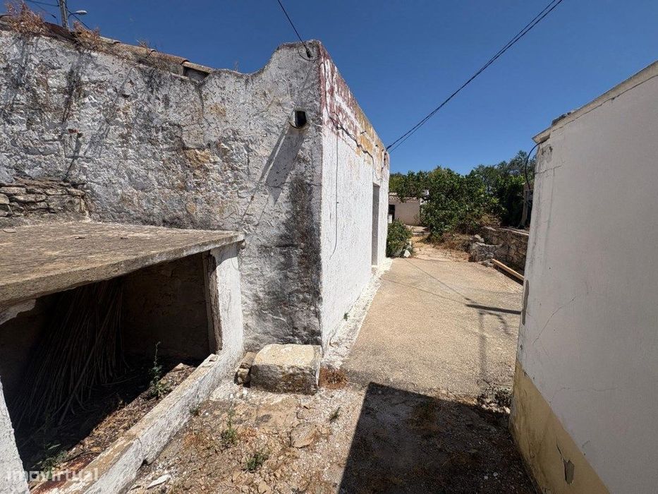 Moradia Antiga com Potencial em Vale Telheiro, Loulé, Algarve