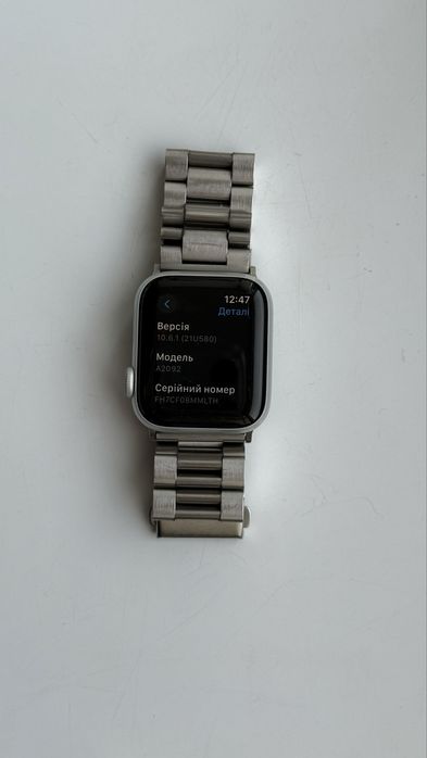 Продам СВОЇ Apple Watch 5 40mm silver сірі