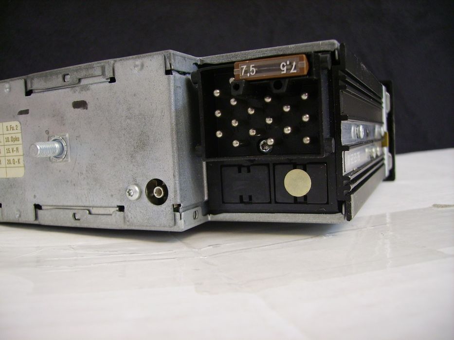radio BMW BAVARIA C BUSINESS Z1 Z2 E24 E23 E31 E30 E26 Becker 0774