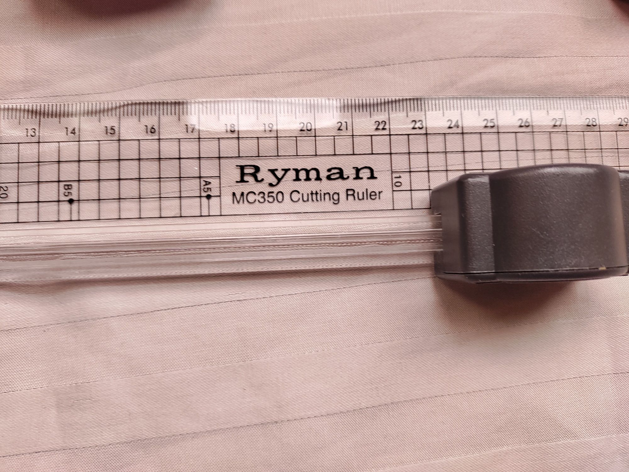 Trymery do cięcia i bigowania papieru Helix 28cm i Rymar 35cm
