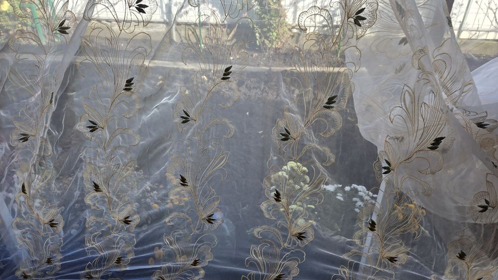 Продам гарну тюль в чудовому стані