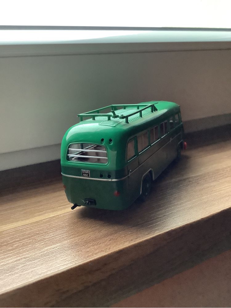 Model PRL Autobus stan bdb.