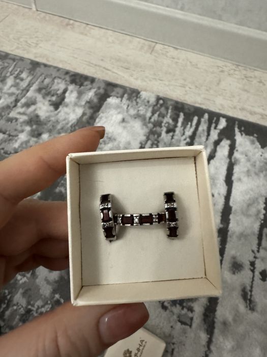 Набір срібро з гранатом