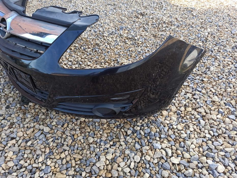 Zderzak Przód OPEL CORSA D 06-10.r GRILL EUROPA Z20R