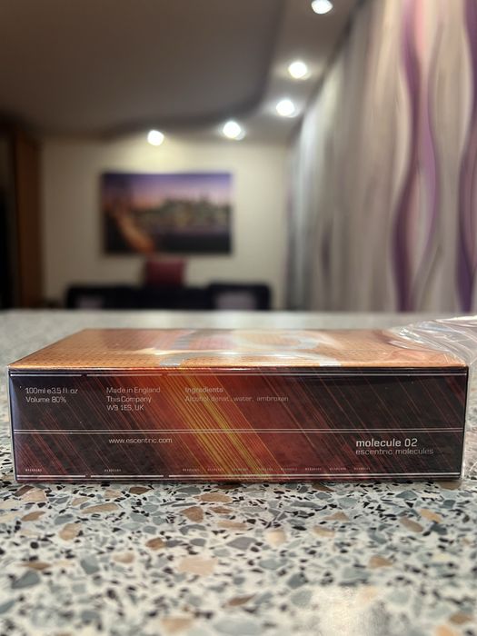 Продаю Escentric Molecules Escentric 02